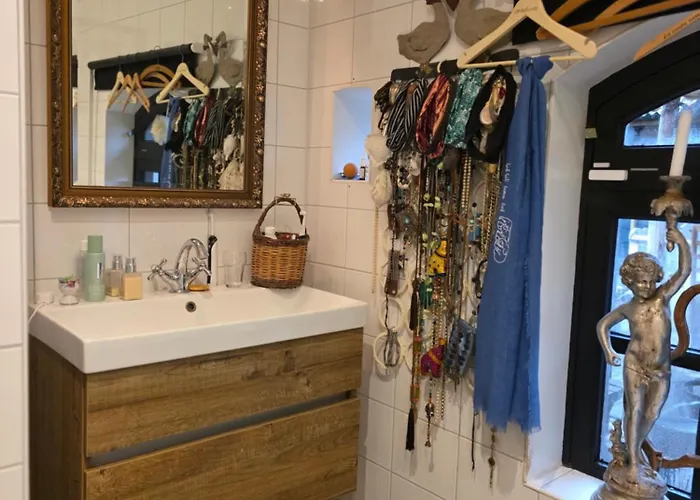 Op Bij Nicole Putten