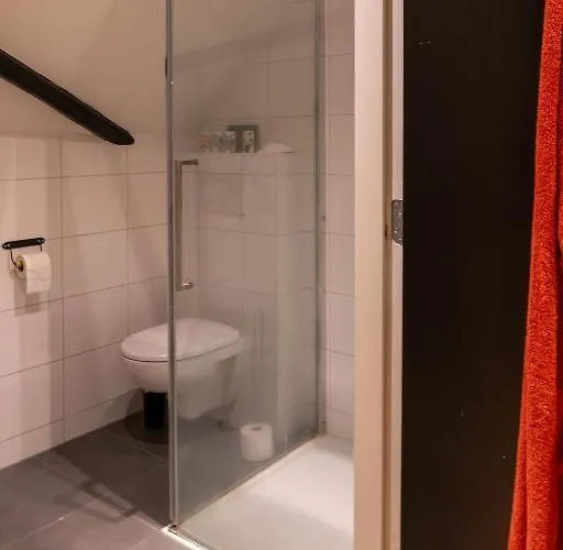 Op Bij Nicole פוטן